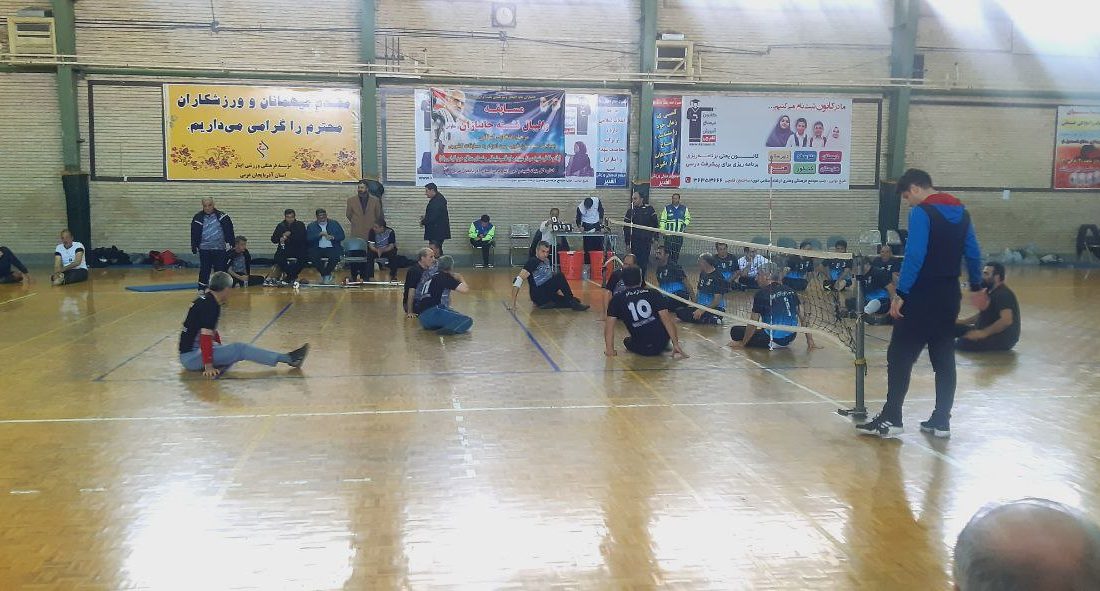 مسابقه والیبال نشسته جانبازان و معلولین استان آذربایجان‌غربی برگزار شد