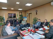 دیدار فاطمه مجلل بانوی قایقران ملی پوش ارومیه ای با مدیرعامل شرکت آب منطقه ای آذربایجان غربی