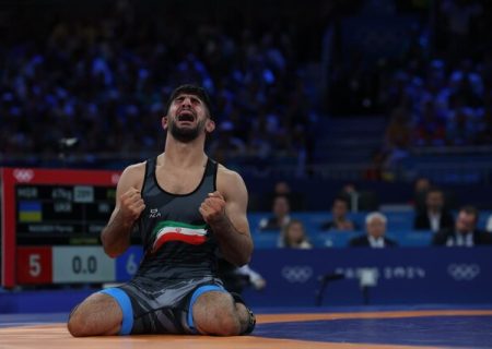 پدیده کشتی ایران قهرمان المپیک شد/ اسماعیلی ۲۱ ساله دومین طلایی ایران