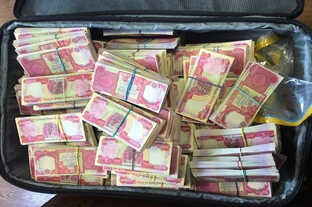 مدیرکل تعزیرات حکومتی آذربایجان غربی از محکومیت هفت میلیارد و 558 میلیون ریالی قاچاقچی ارز در ارومیه خبر داد.