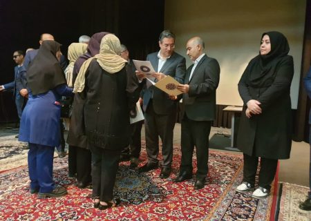 حضور مدیر شرکت ملی پخش فرآورده های نفتی منطقه ارومیه در مراسم بزرگداشت عصای سفید
