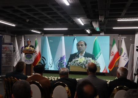 مدیرکل صنعت، معدن و تجارت آذربایجان غربی از جهش تولید طلا در این استان با بهره‌برداری از معادن و احداث واحدهای صنعتی پیشرفته خبر داد.