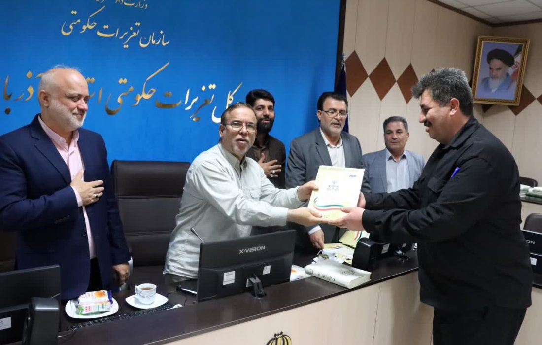 امروز رسالت ایثارگران بسیار سنگین است