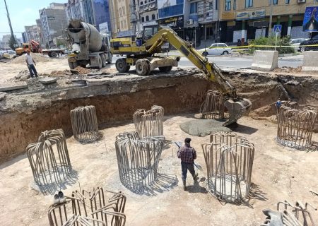 اجرای بتن مگر فونداسیون، آزادسازی املاک معارض بلوار ارتش و ساخت قطعات پیش‌ساخته پل مخابرات